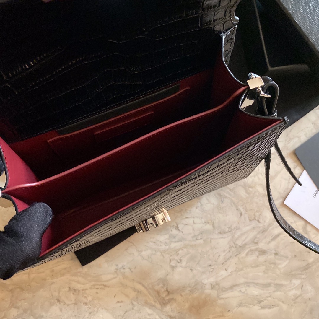 CASSANDRA MONOGRAM CLASP BAG IN MATTE PYTHON