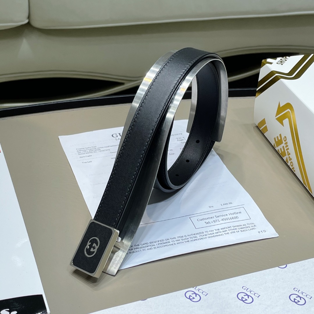 G*u*i square leather metal buckle