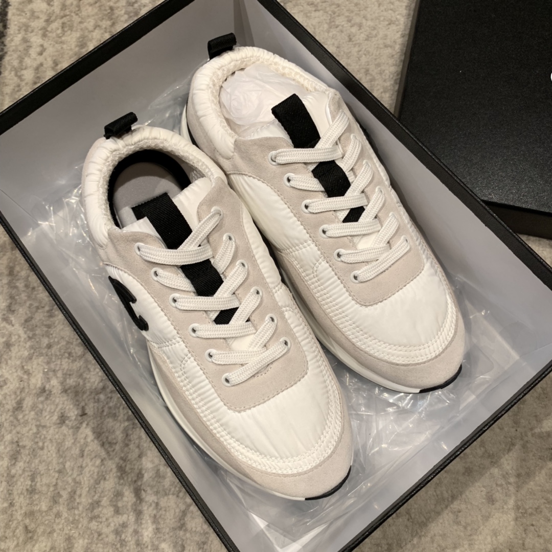 Ch*el sneaker