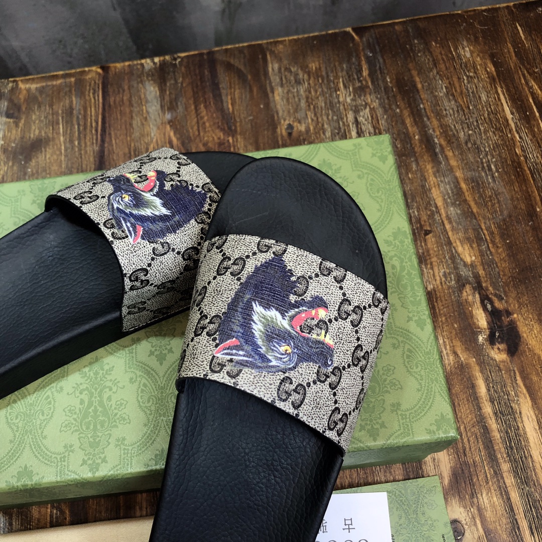 G*u*i slippers 6