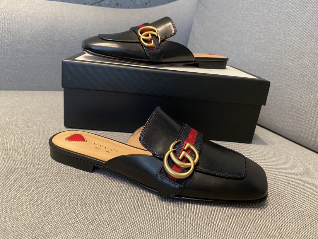 G*u*i flats 6