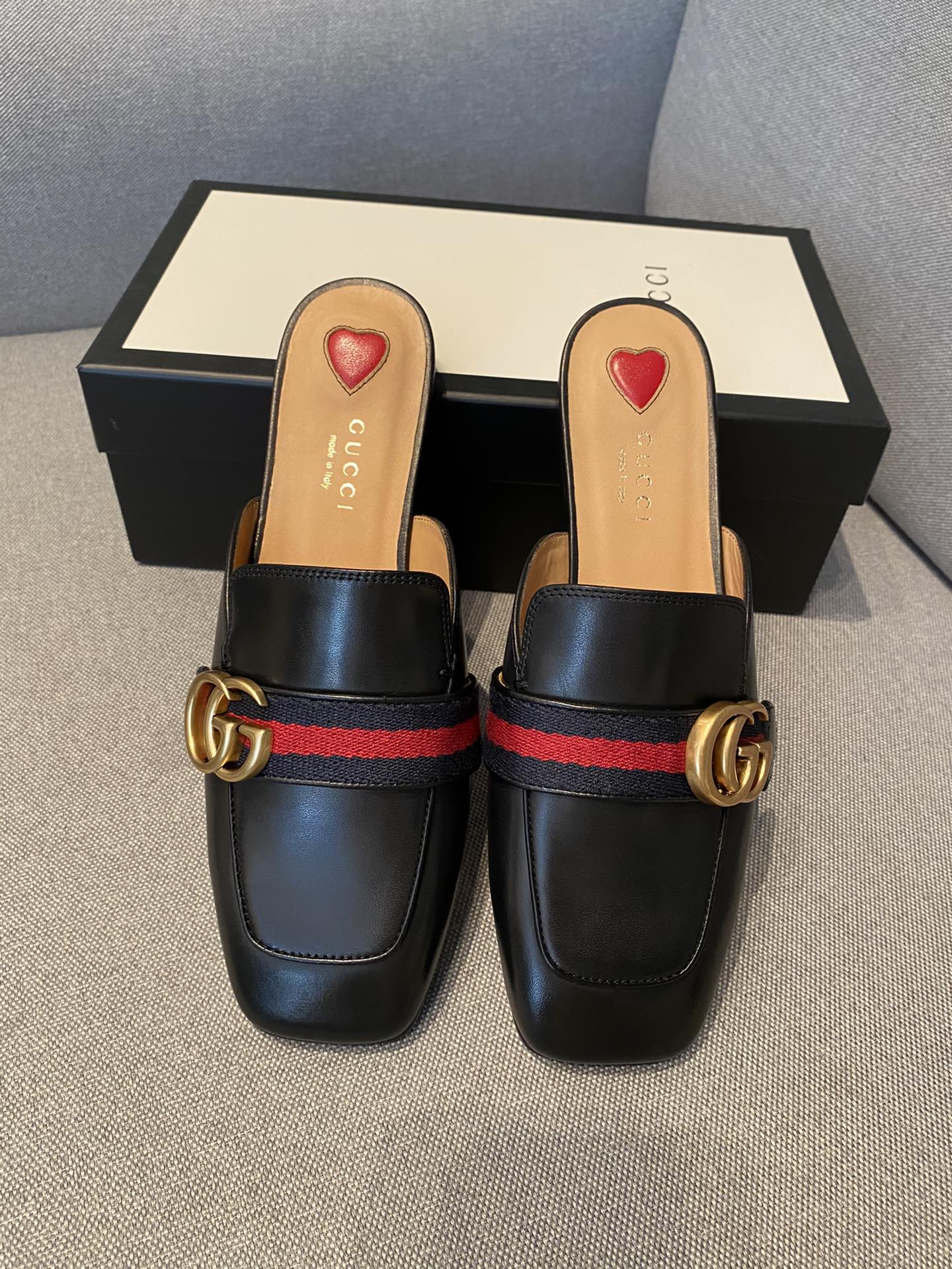 G*u*i flats 6