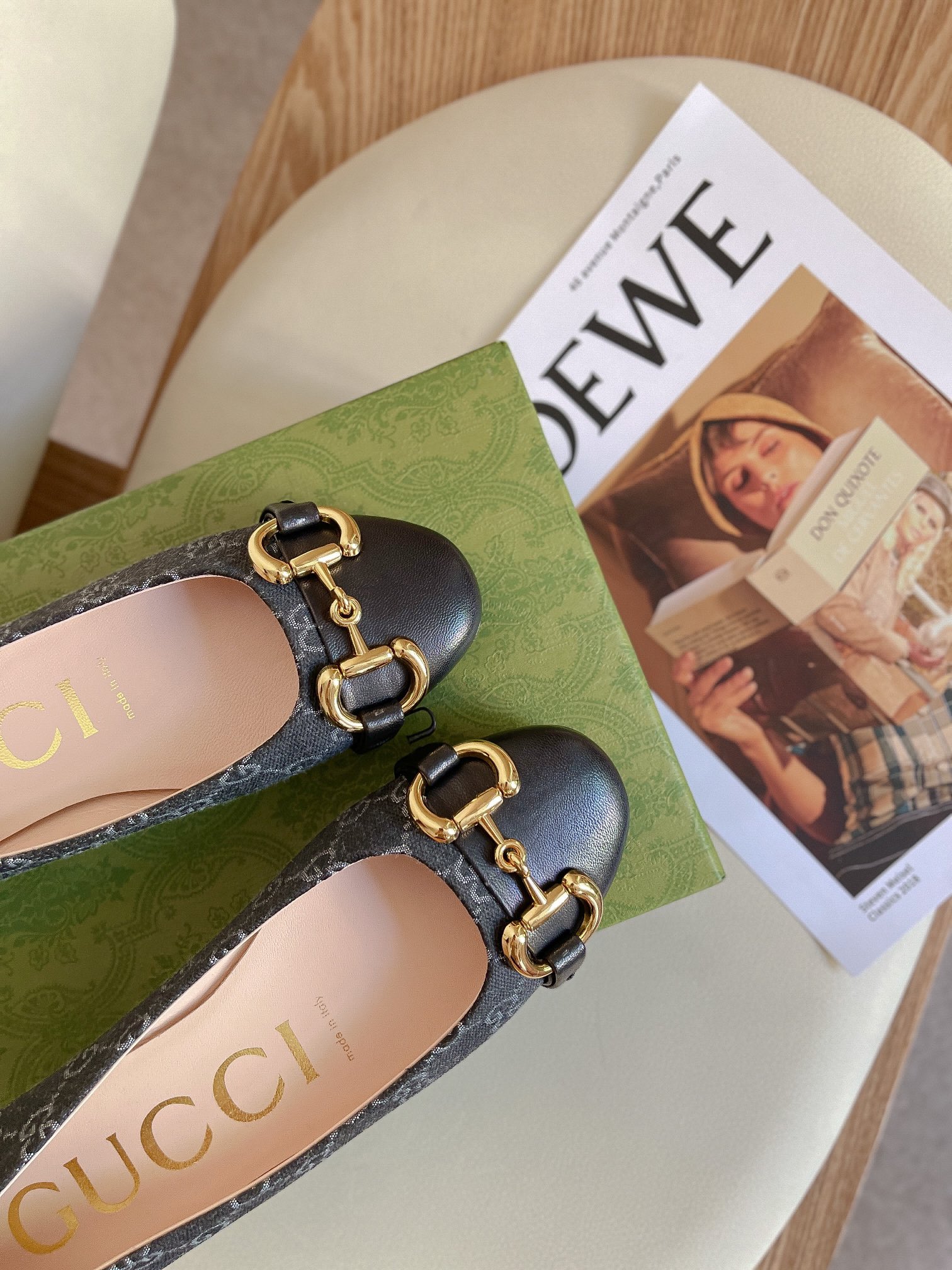 G*u*i flats 8