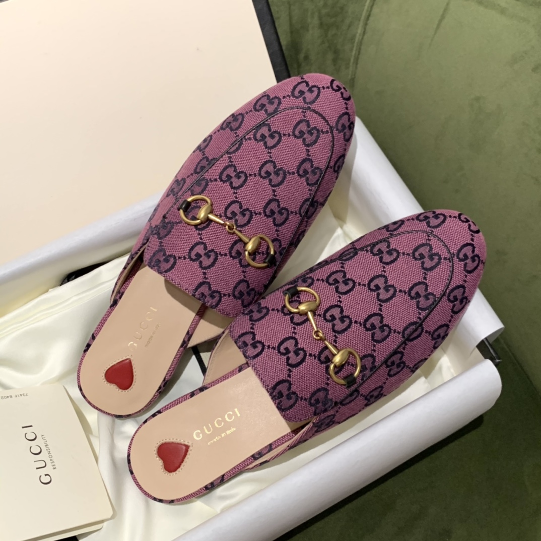 G*u*i flats 16