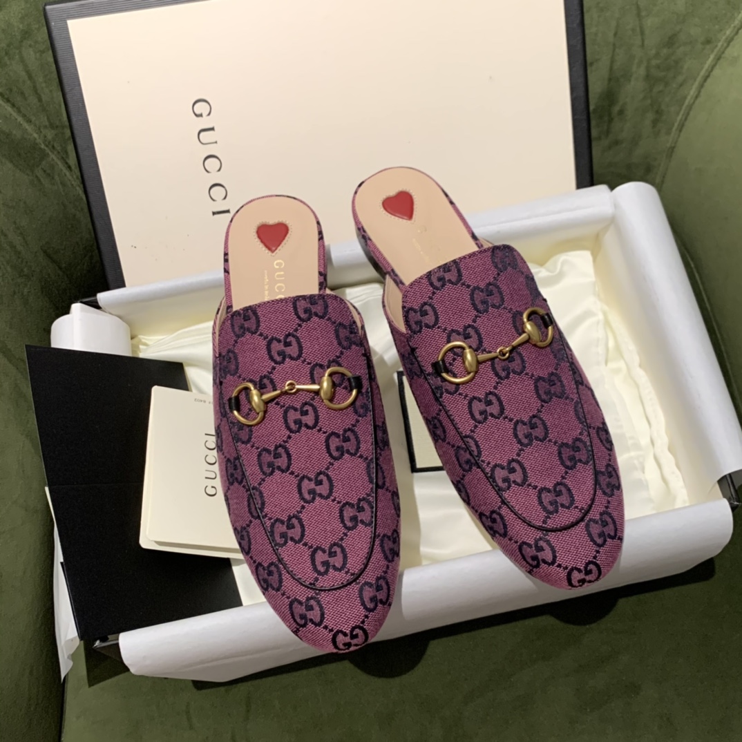 G*u*i flats 16