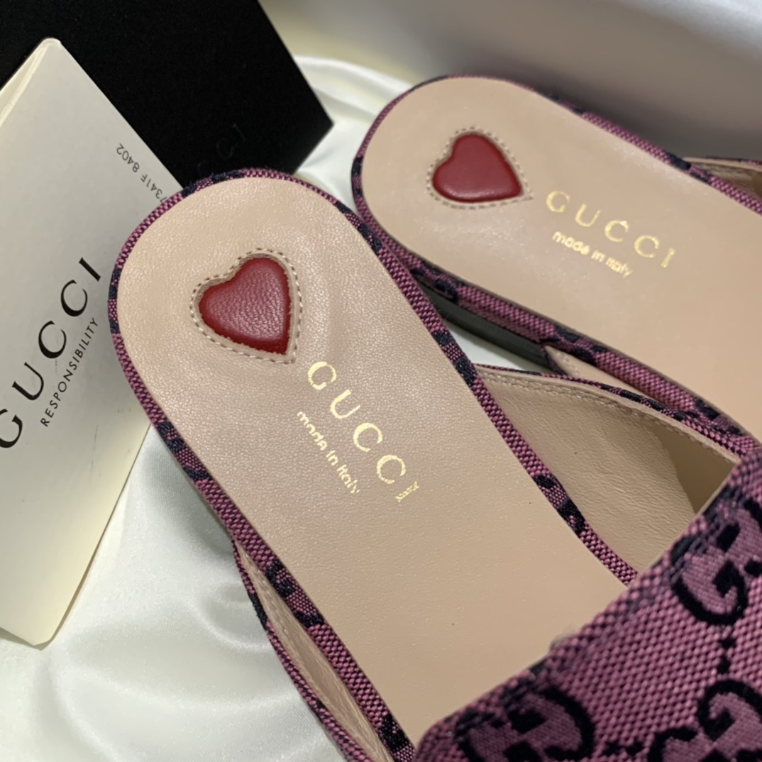 G*u*i flats 16