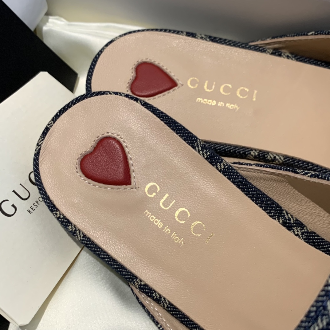 G*u*i flats 18