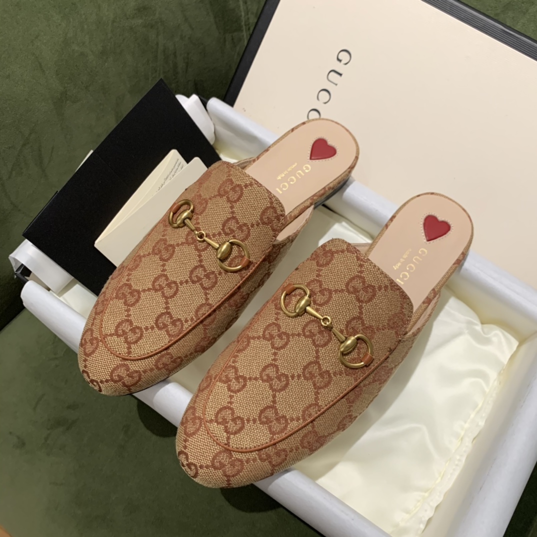 G*u*i flats 21