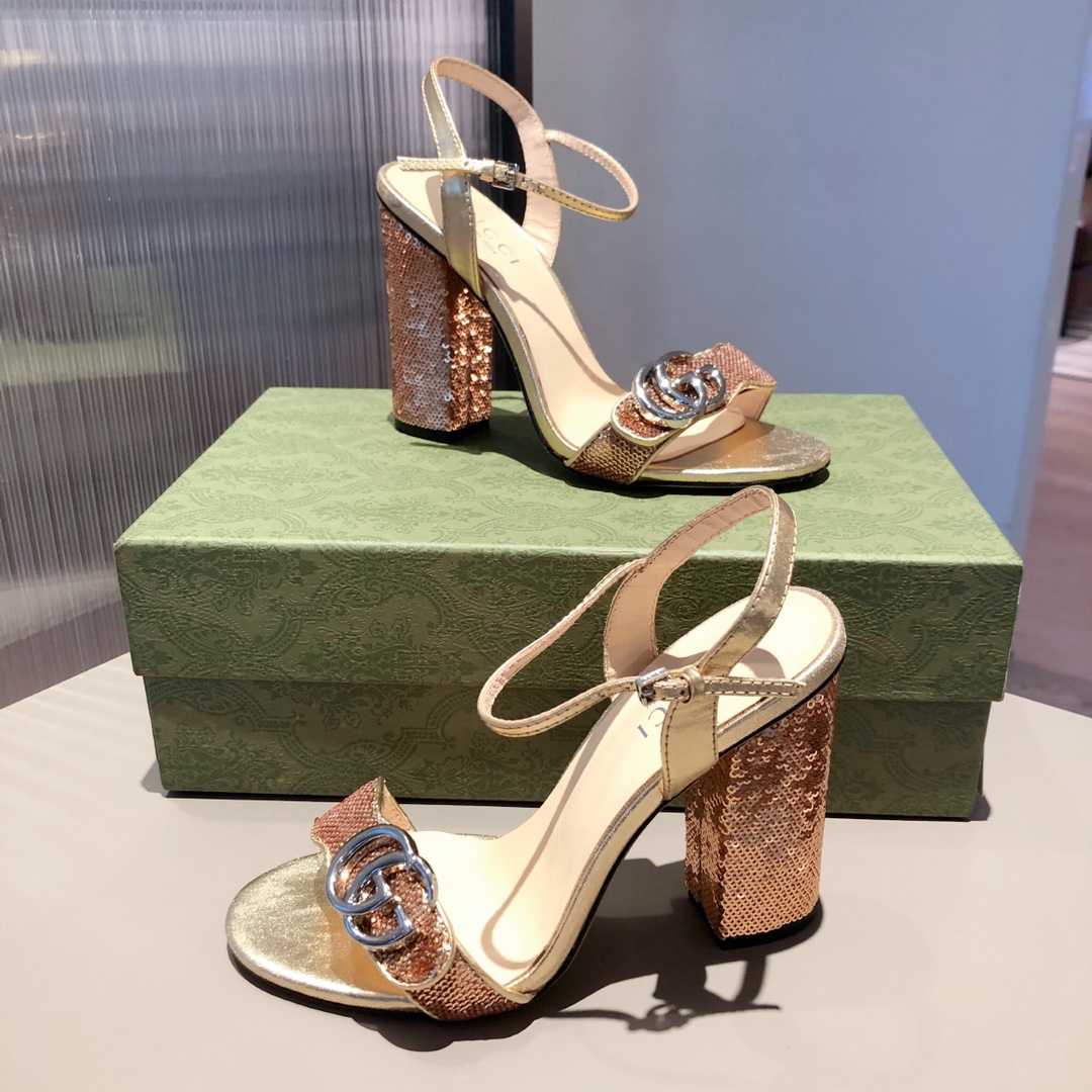 G*u*i high heels 14