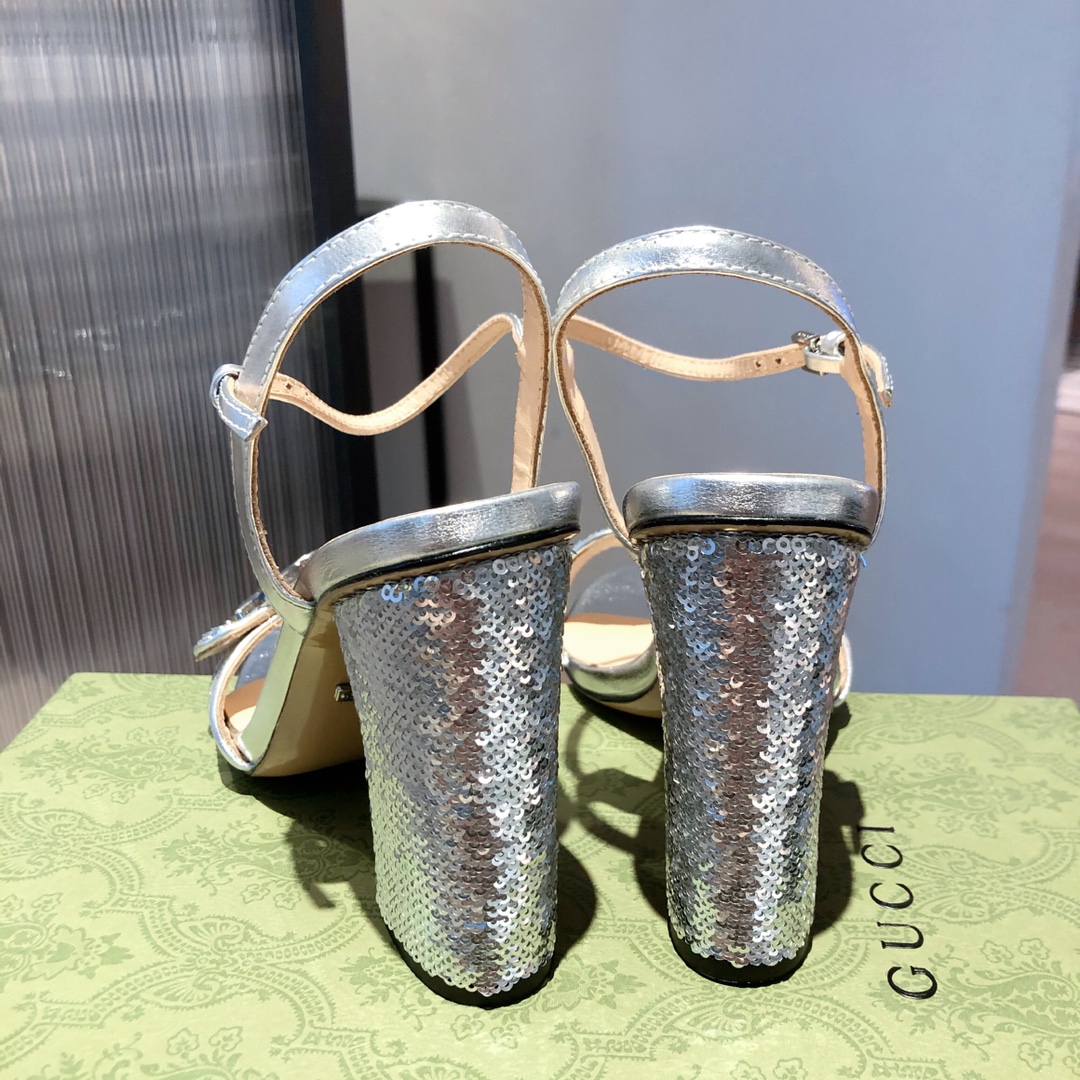 G*u*i high heels 15