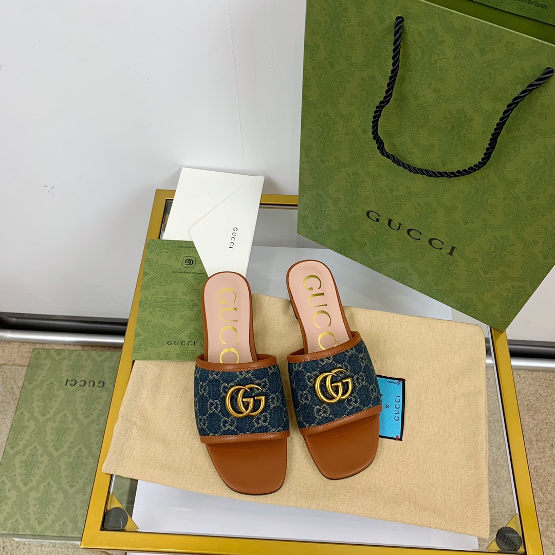 G*u*i slippers 78