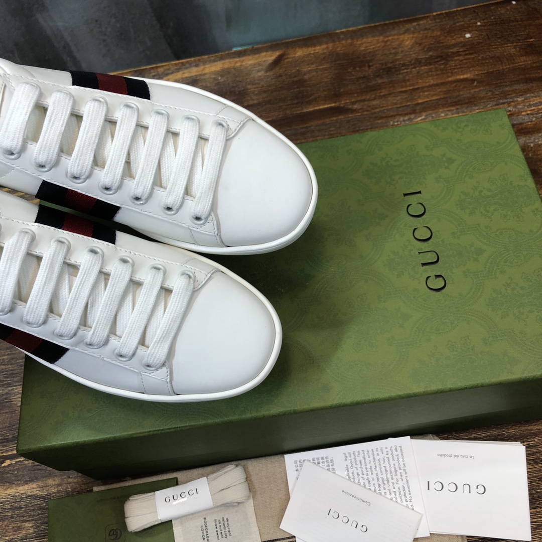 G*u*i flats 44