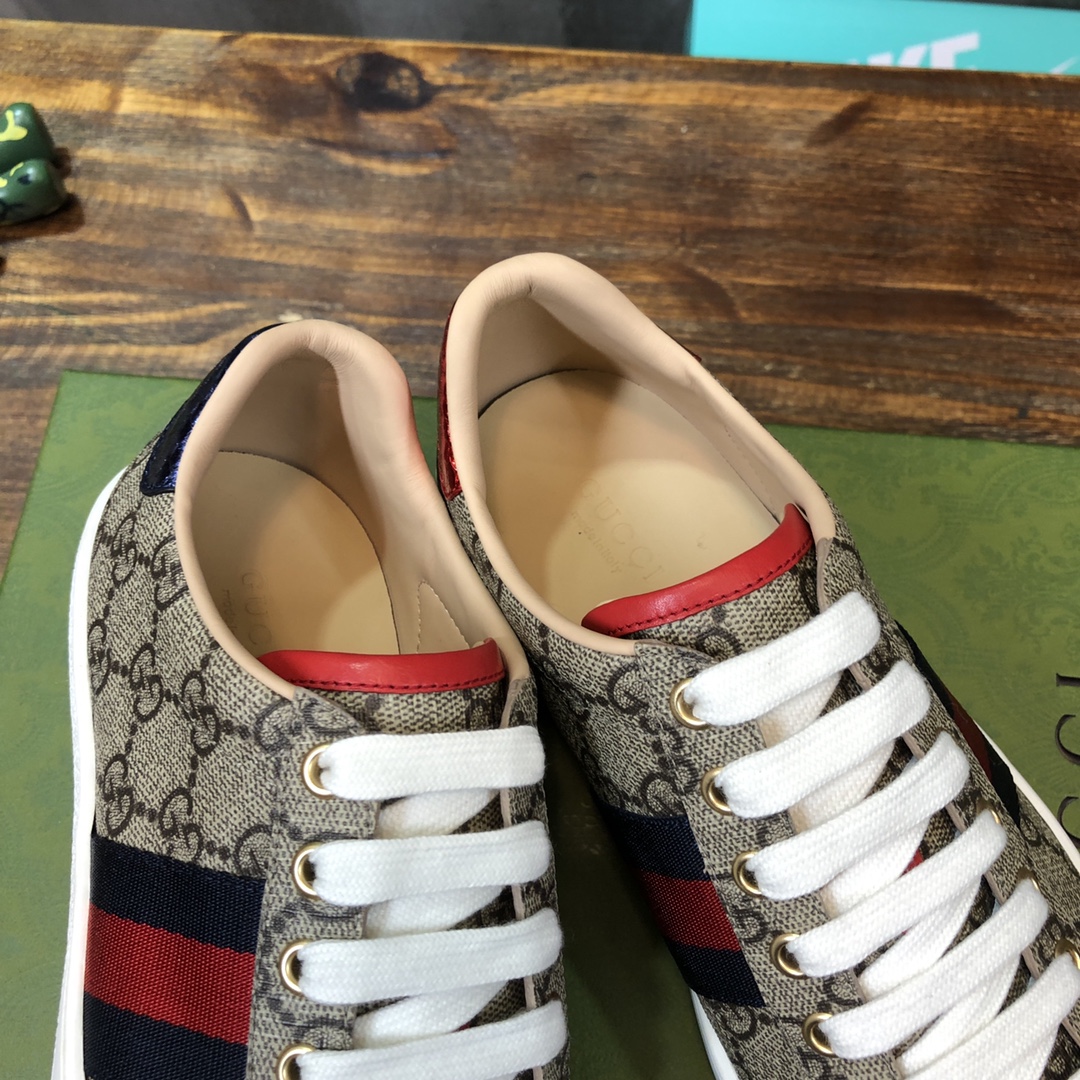 G*u*i flats 45