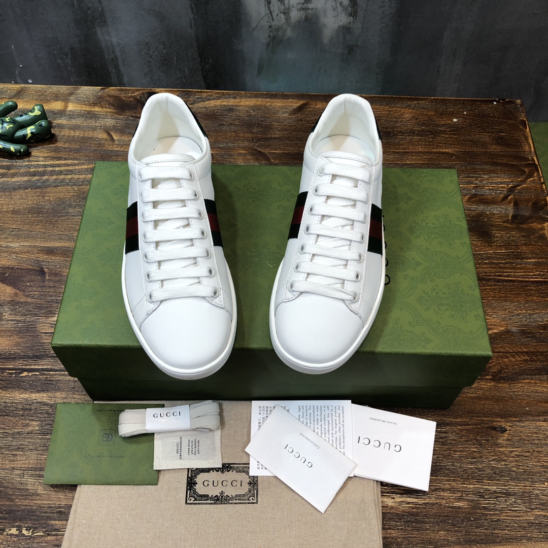 G*u*i flats 51