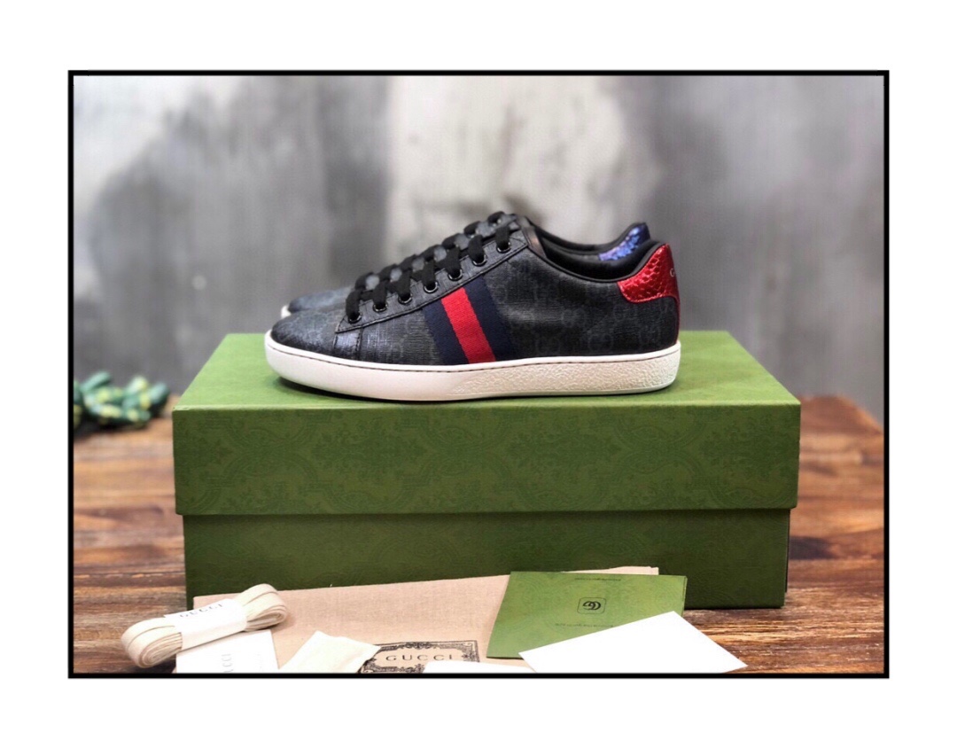 G*u*i flats 60