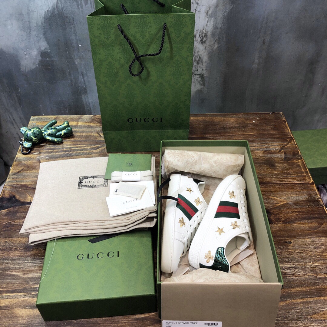 G*u*i flats 62