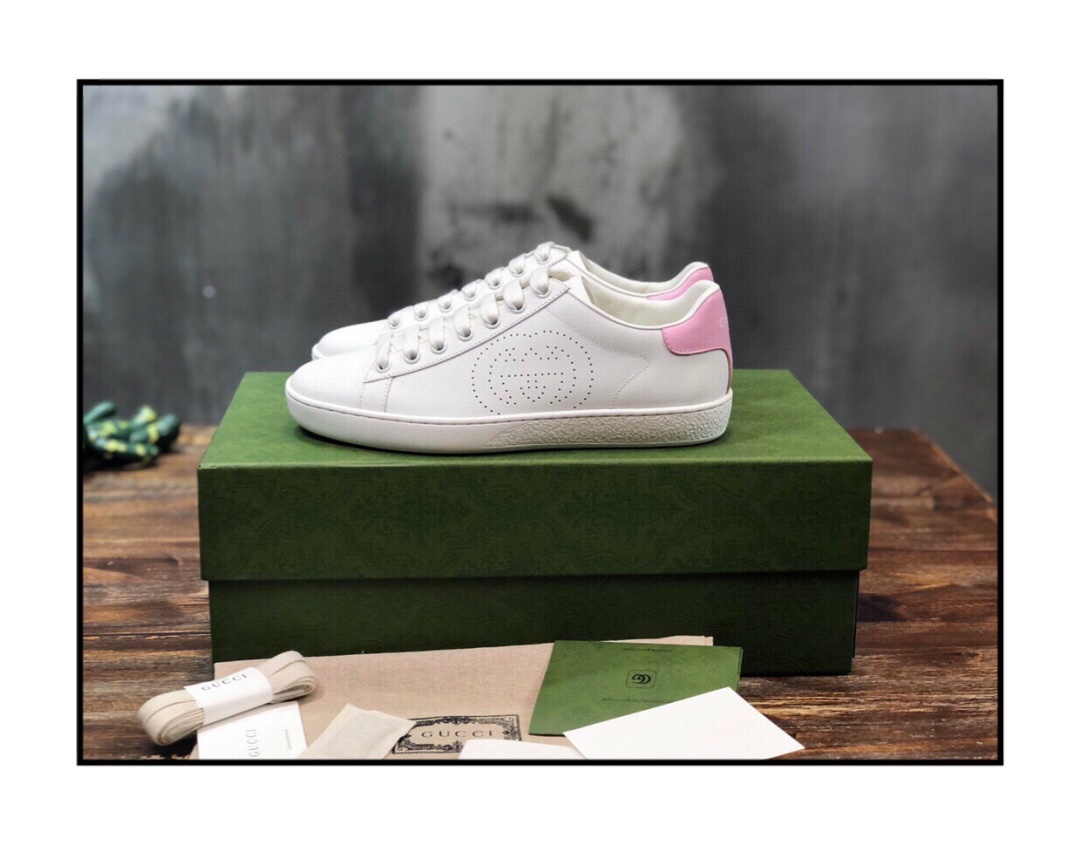 G*u*i flats 64