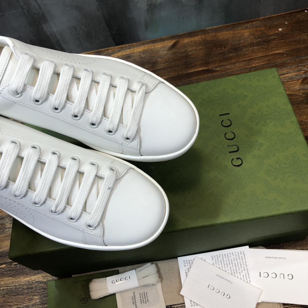 G*u*i flats 64