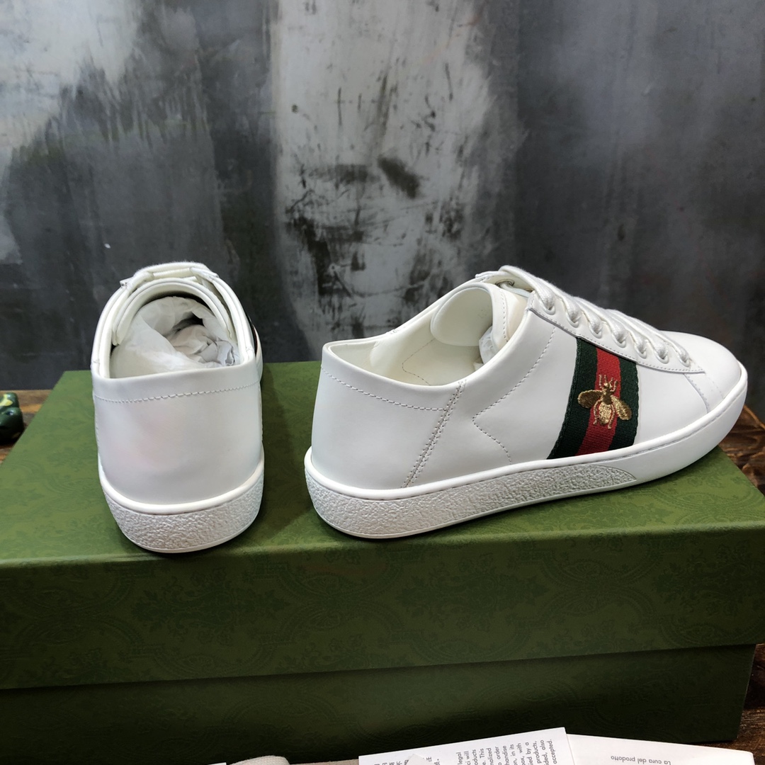 G*u*i flats 66