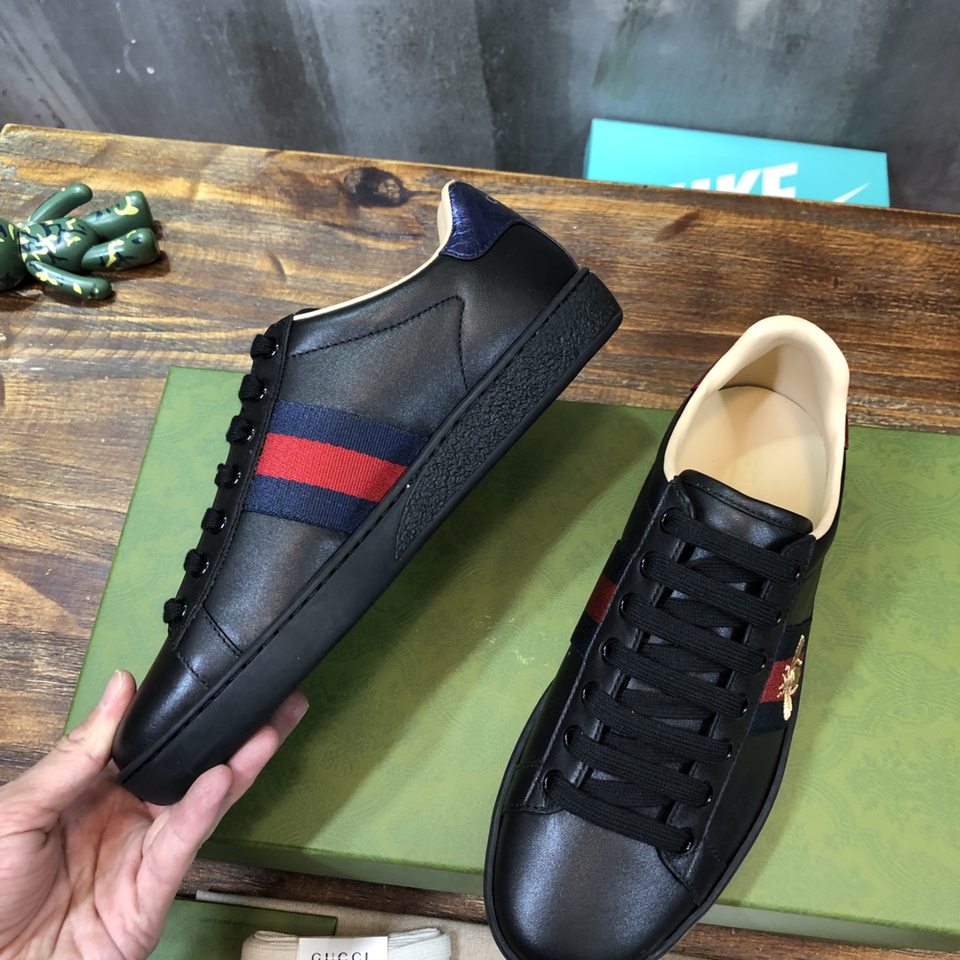 G*u*i flats 67