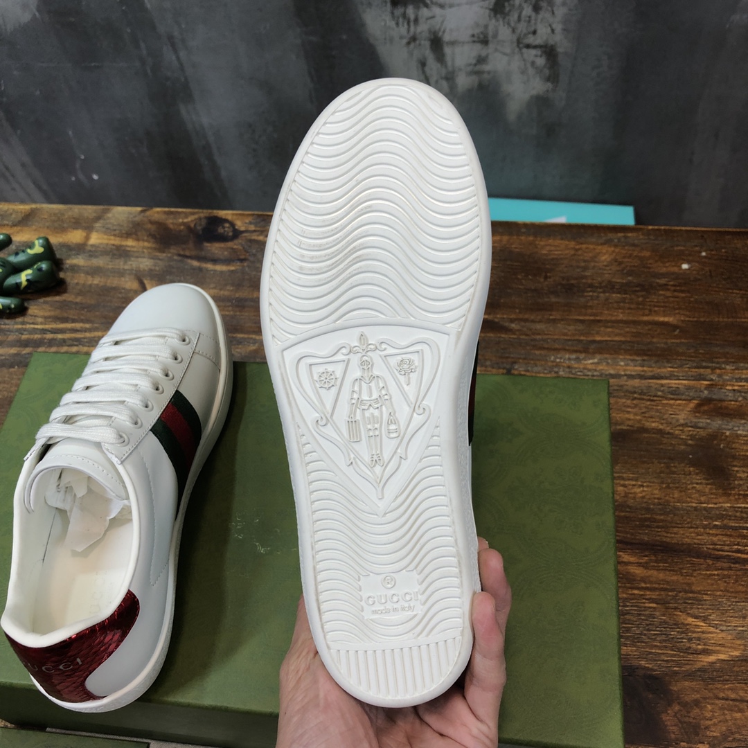 G*u*i bee print sneaker