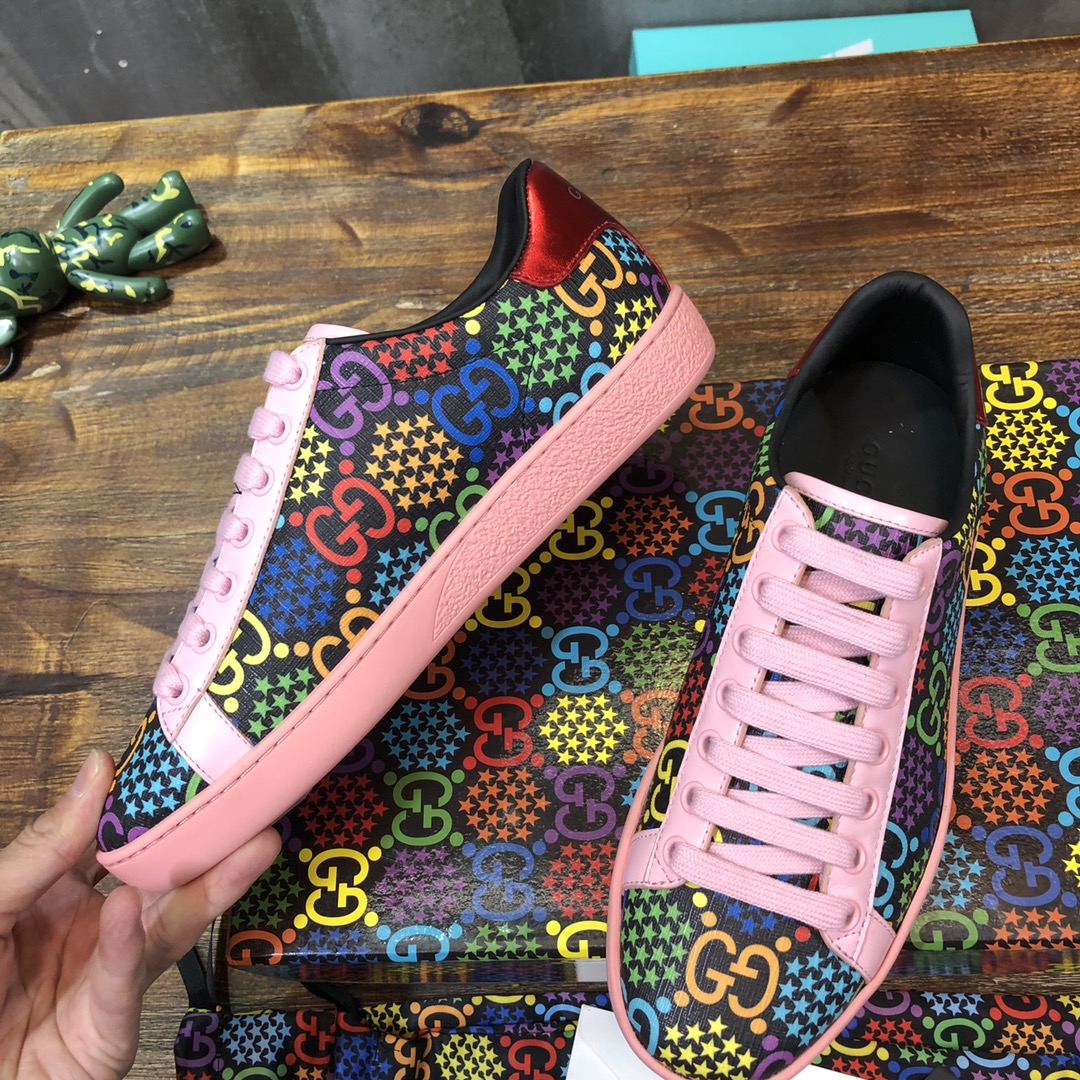 G*u*i flats 71