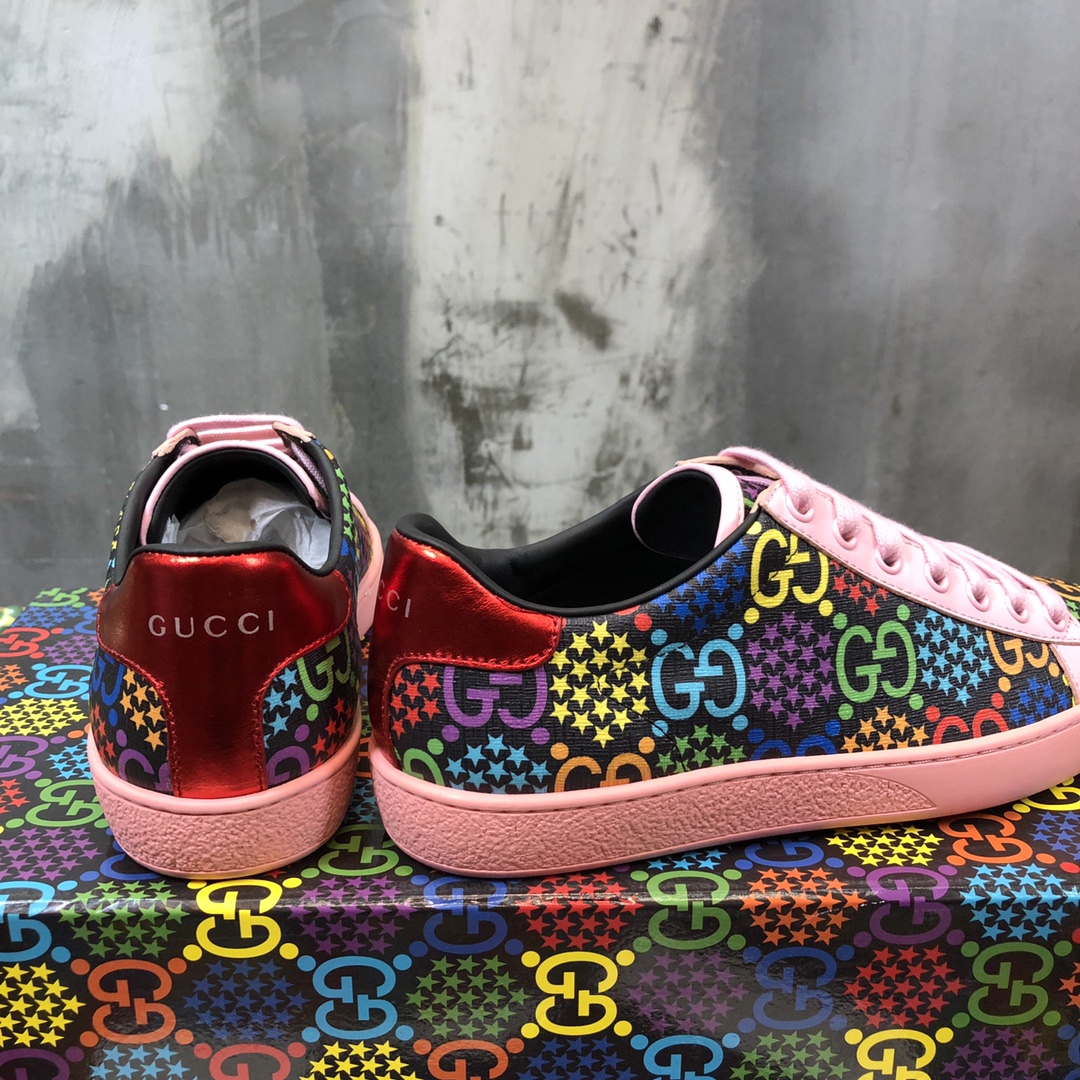 G*u*i flats 71