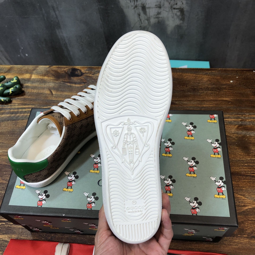 G*u*i flats 73