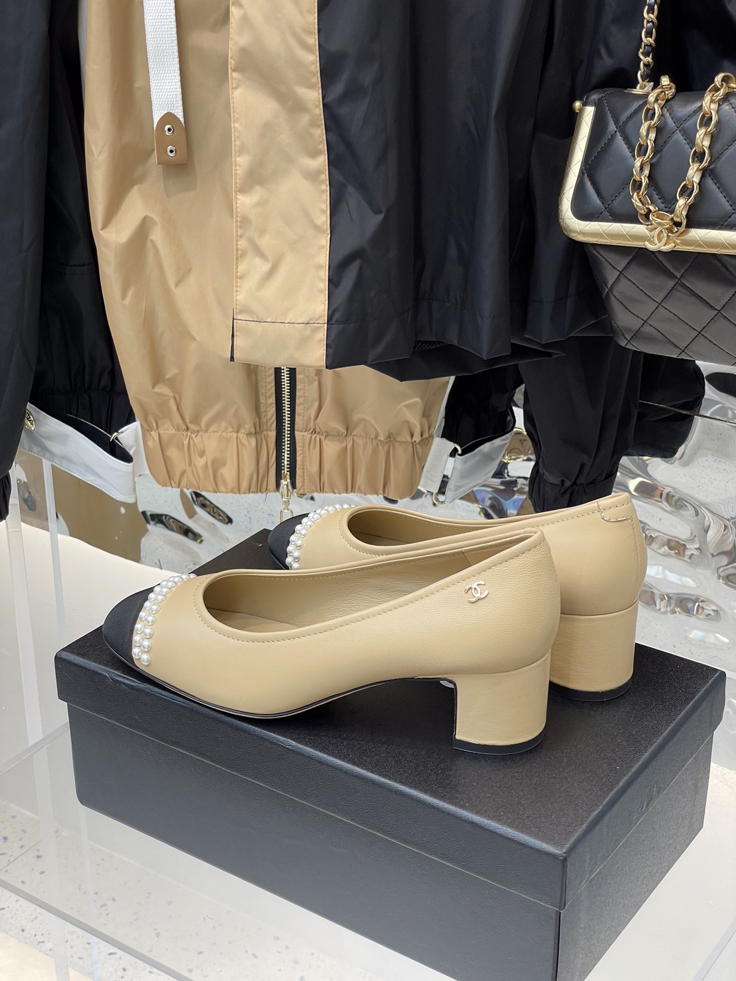Ch*el high heels 1