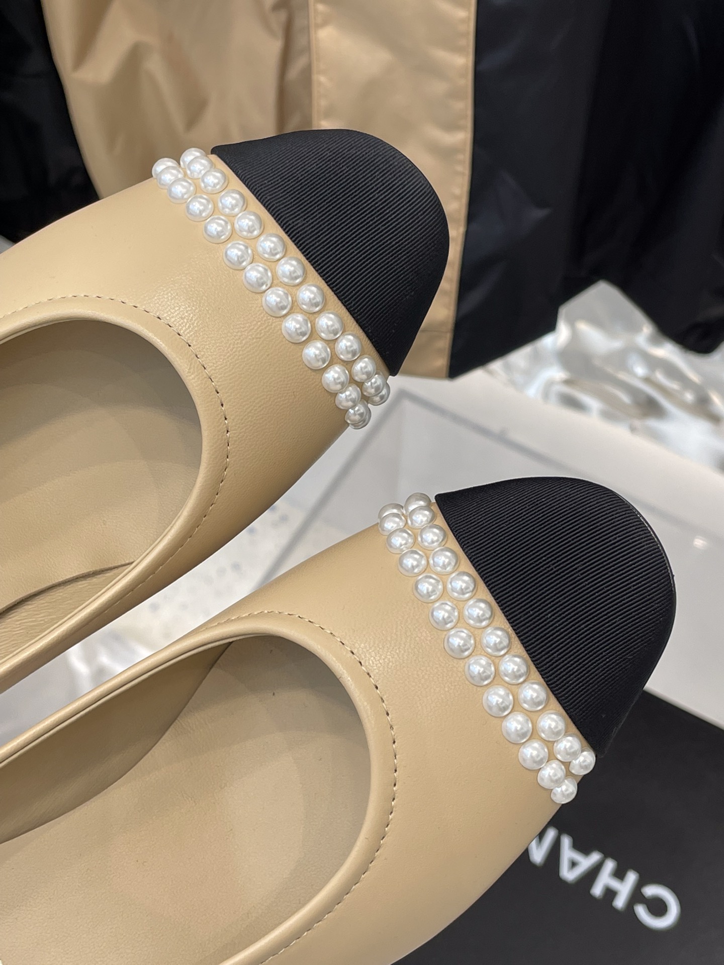 Ch*el high heels 1