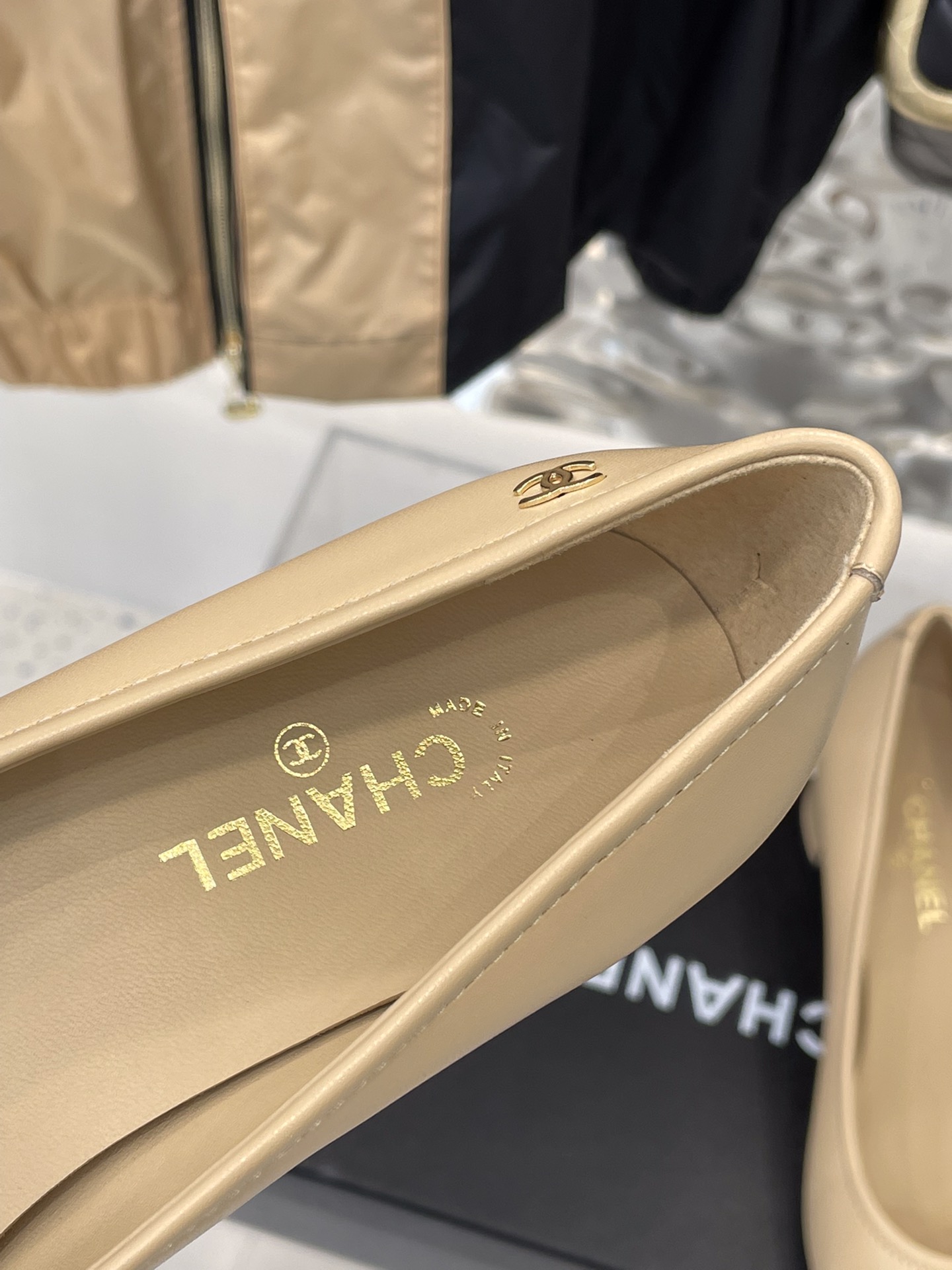 Ch*el high heels 1