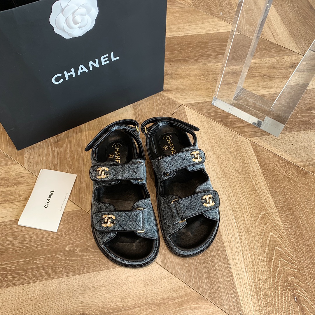 Ch*el slippers 1