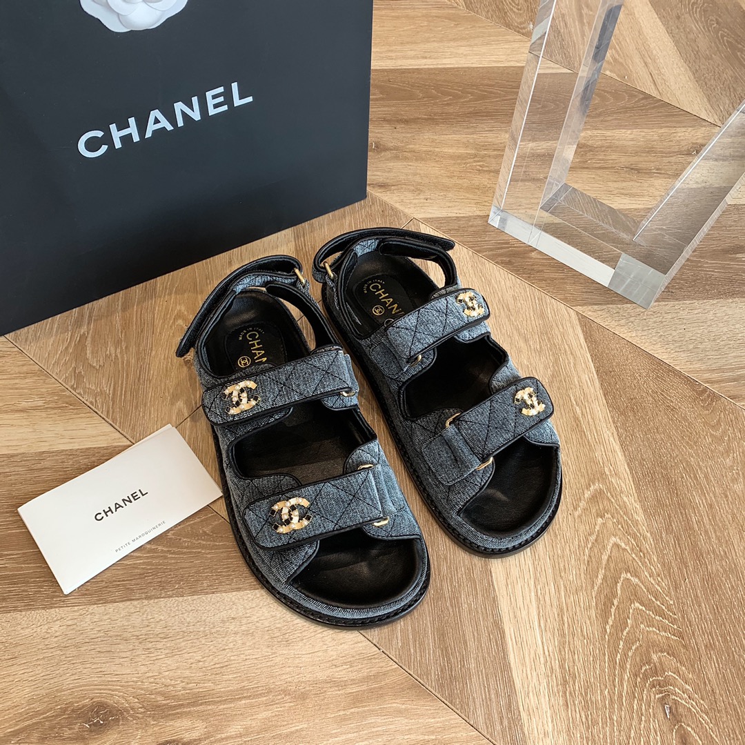 Ch*el slippers 2