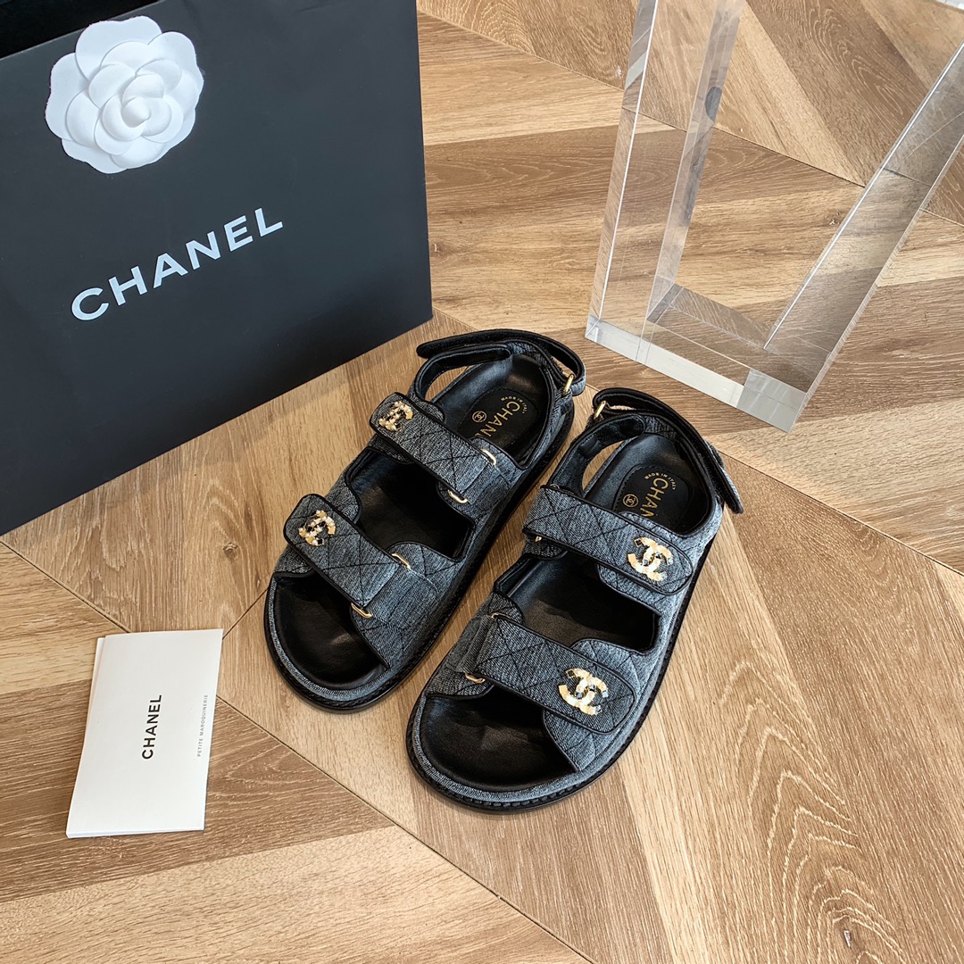 Ch*el slippers 2