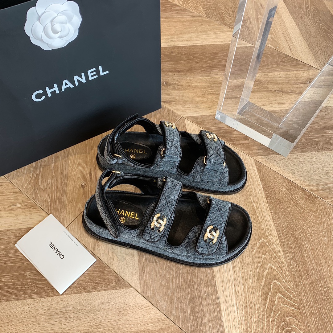 Ch*el slippers 2
