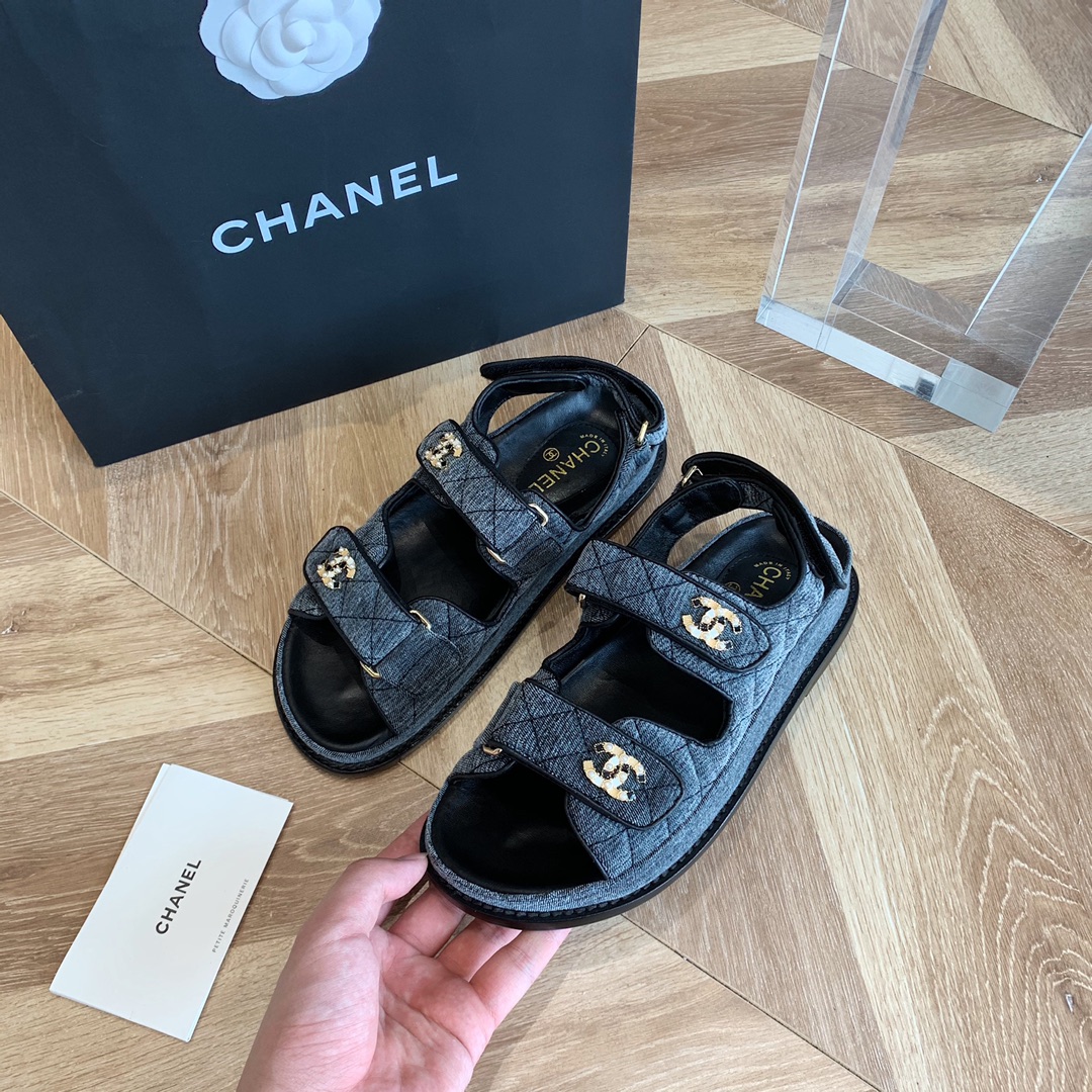 Ch*el slippers 2
