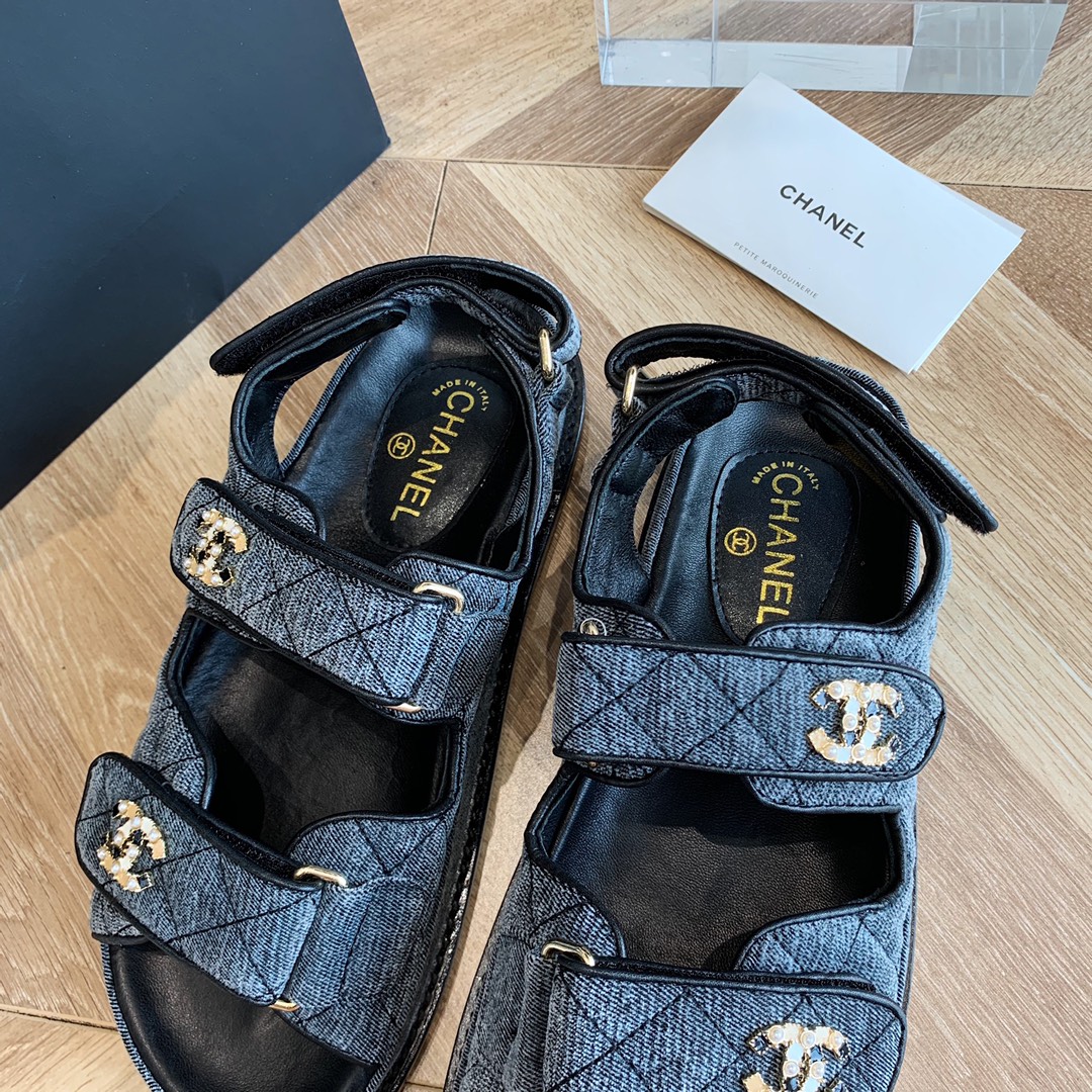 Ch*el slippers 2
