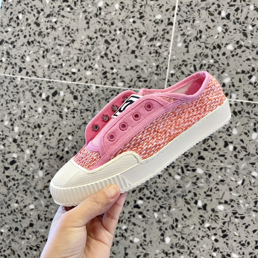 Ch*el flats 9