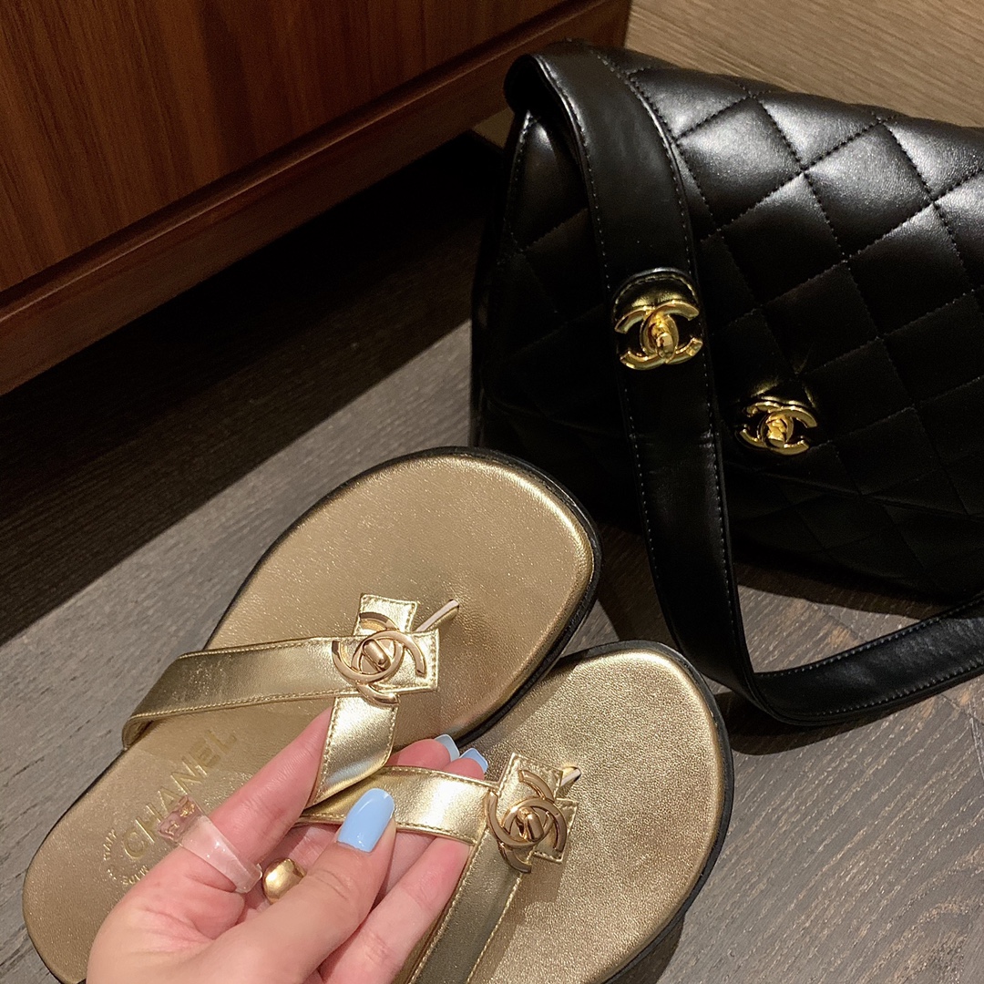 Ch*el slippers 4