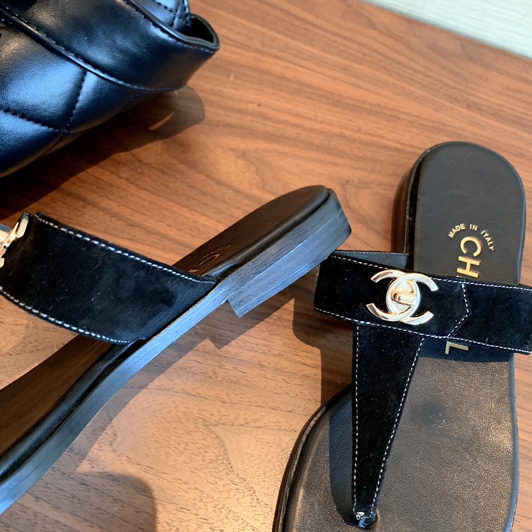 Ch*el slippers 5