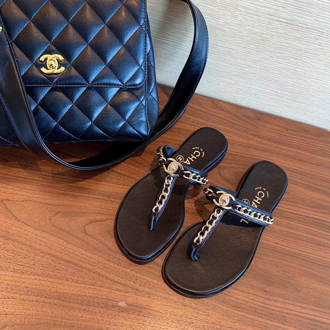 Ch*el slippers 8