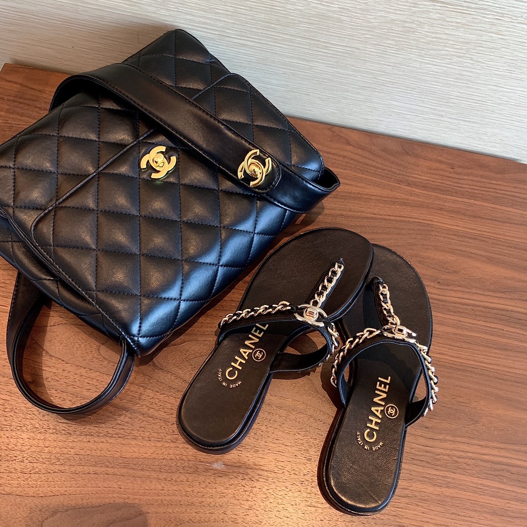 Ch*el slippers 8