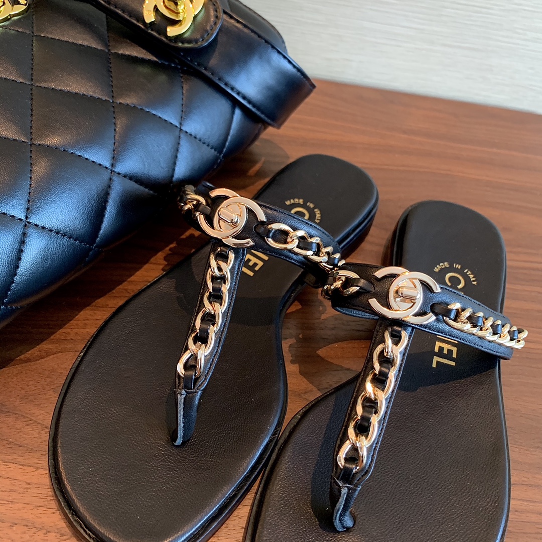 Ch*el slippers 8