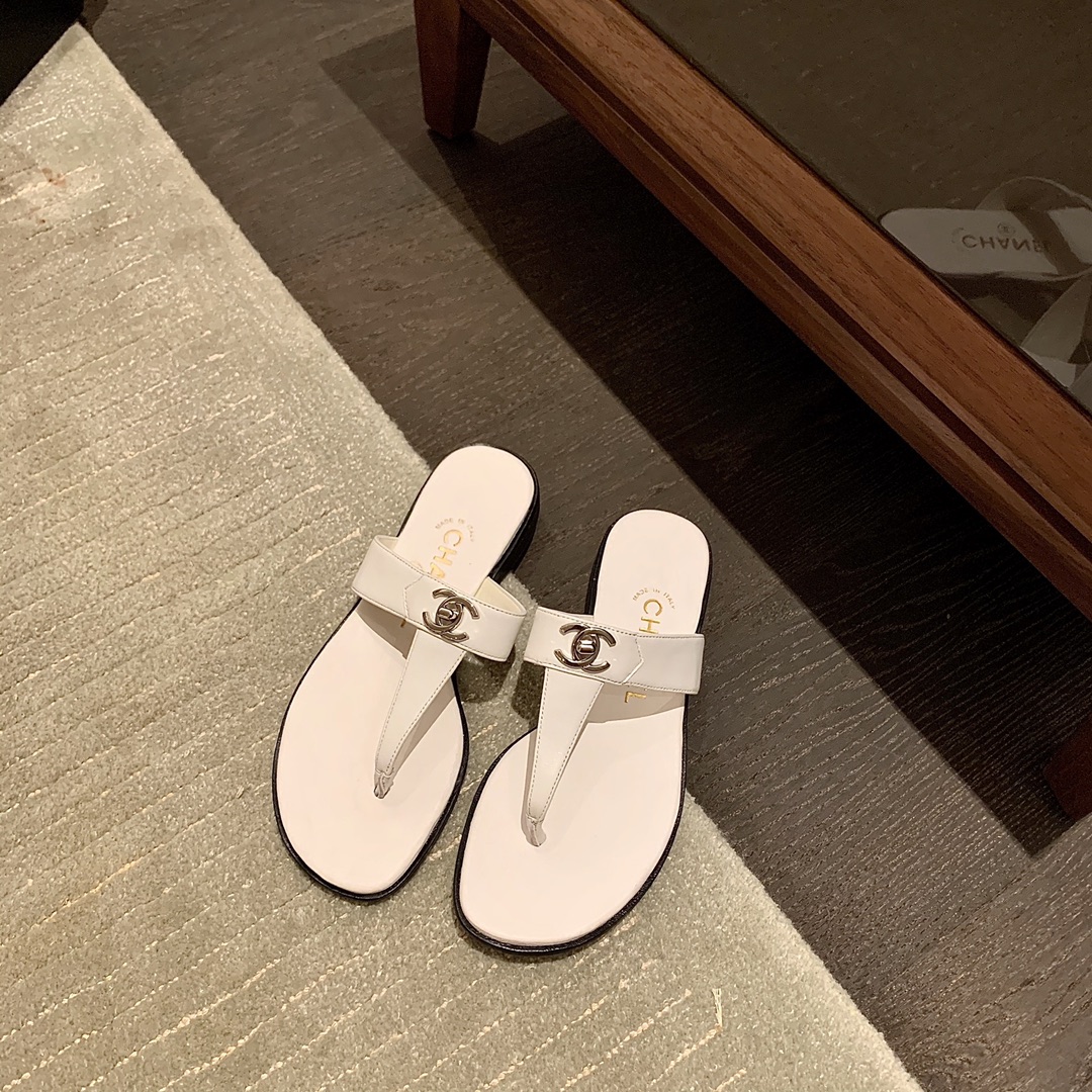 Ch*el slippers 9
