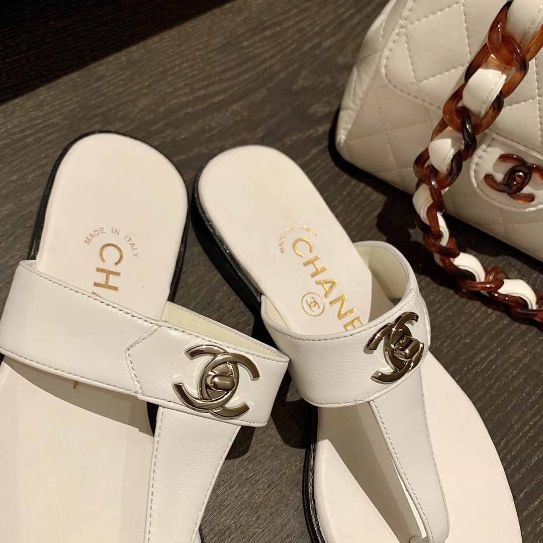 Ch*el slippers 9