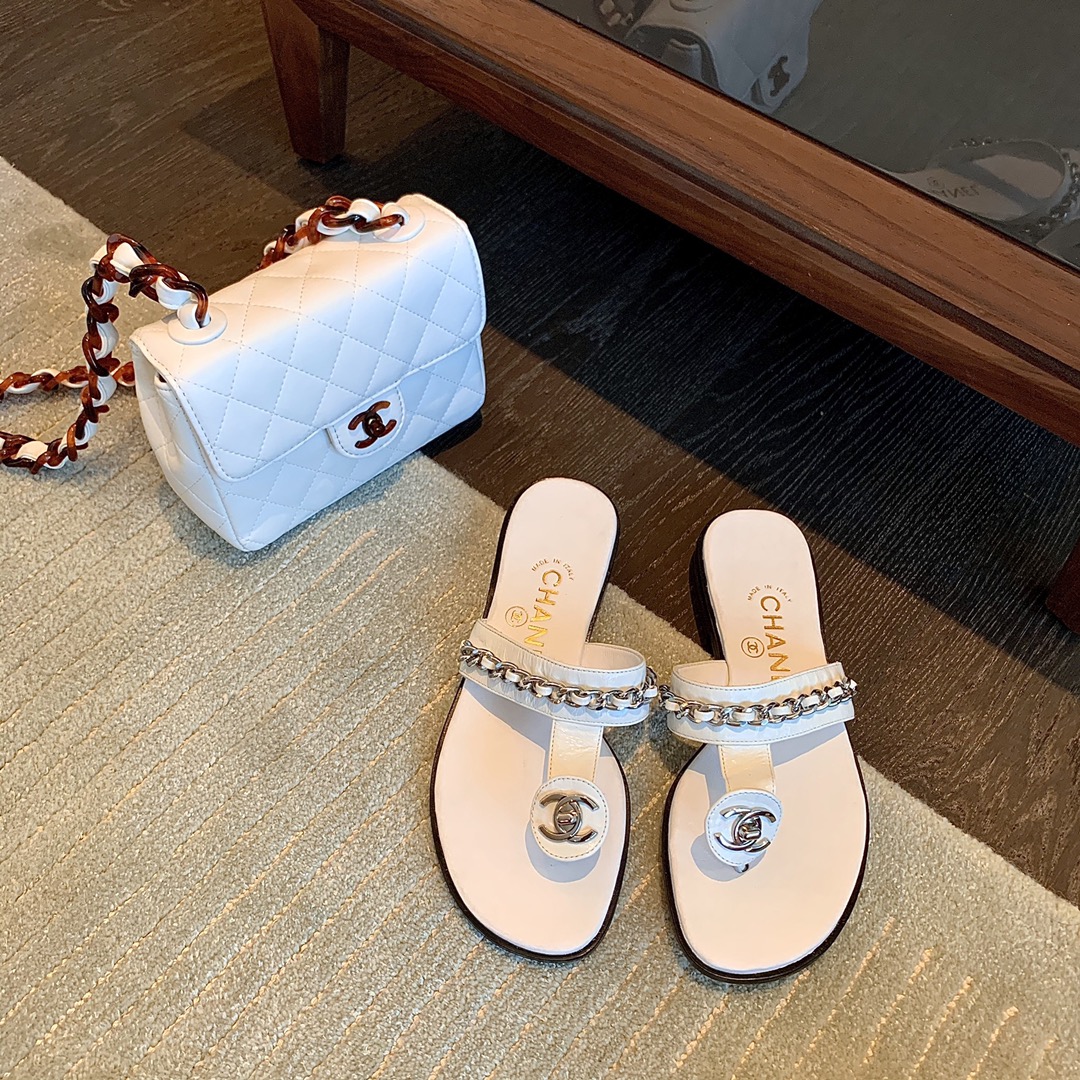 Ch*el slippers 12
