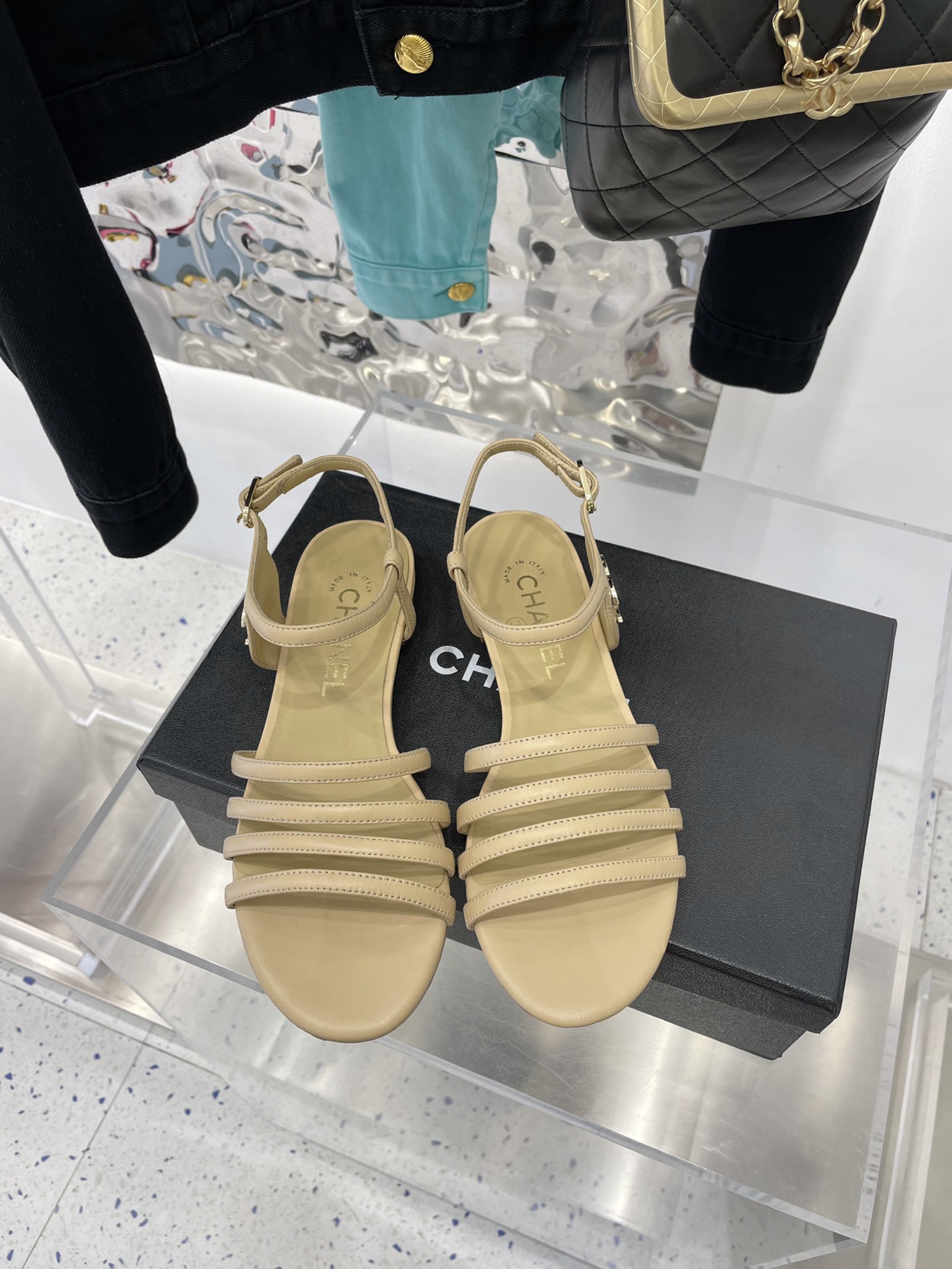 Ch*el slippers 16