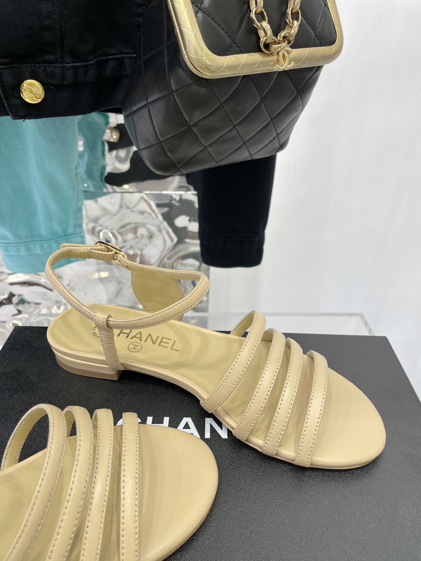 Ch*el slippers 16