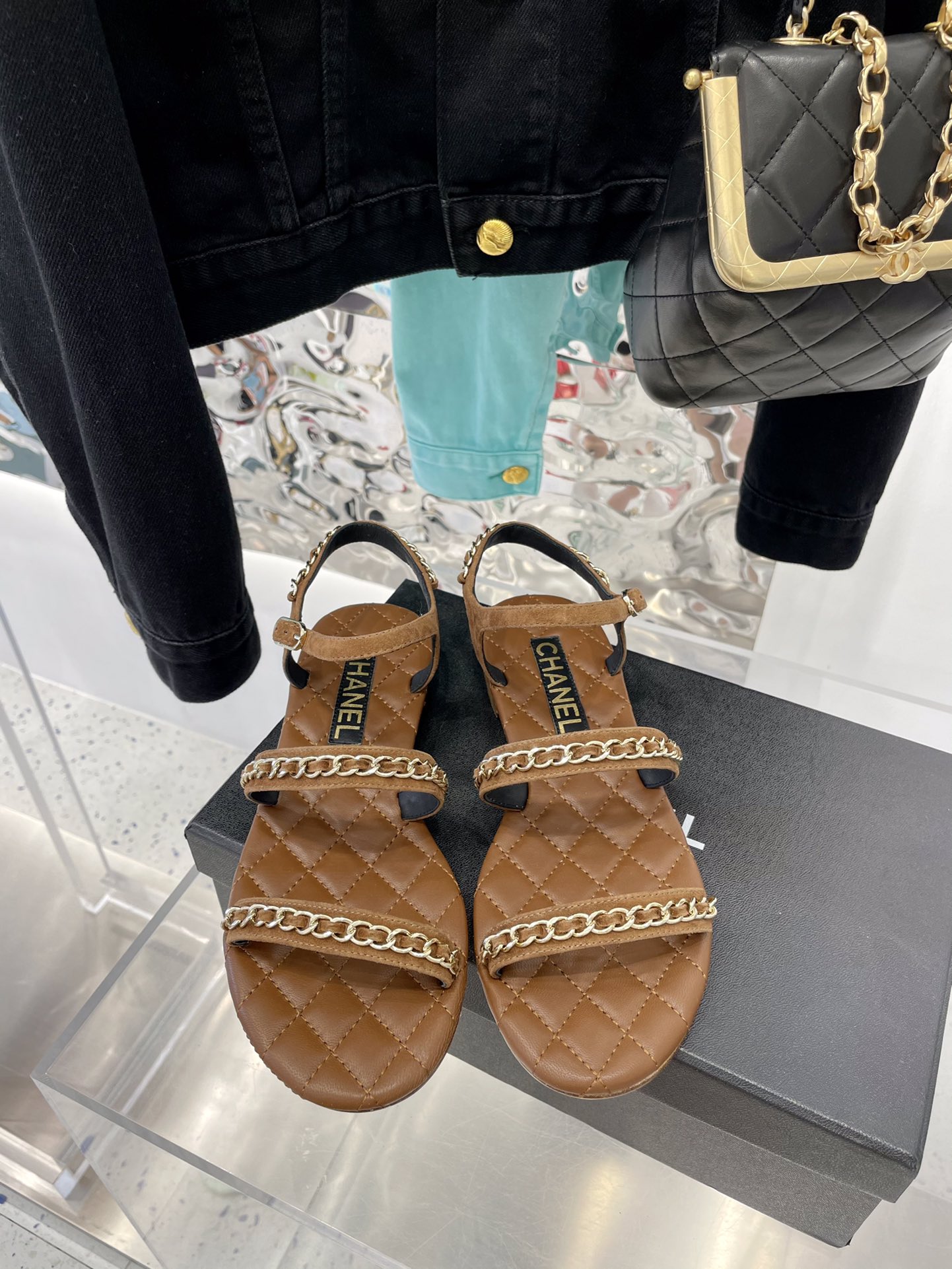 Ch*el slippers 18