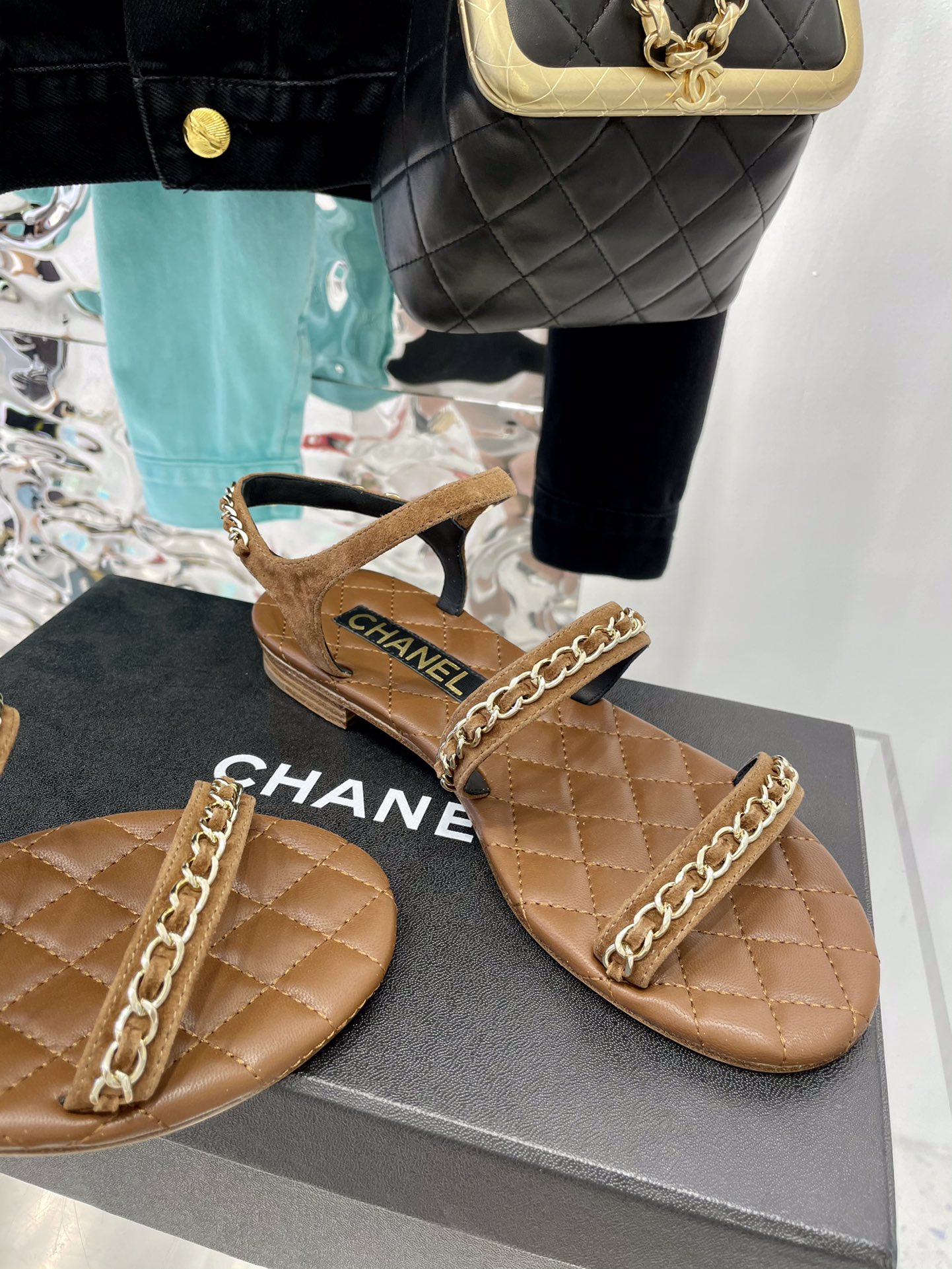 Ch*el slippers 18